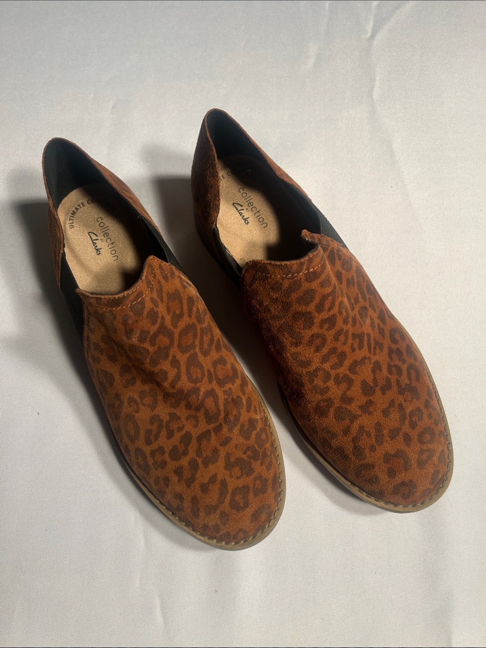 Clarks Women’s Brown Leopard Print Slip-On Loafers
